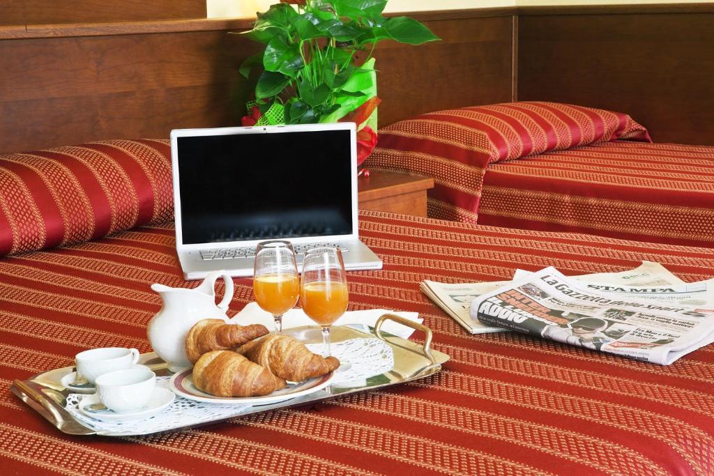 Hotel Baia Blu อาลัสซิโอ ห้อง รูปภาพ